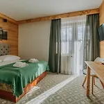 Swoboda Jacuzzi&sauna- 100 M Stok Narciarski 3* Zakopane