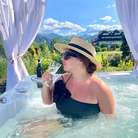 Swoboda Jacuzzi & Sauna 자코파네